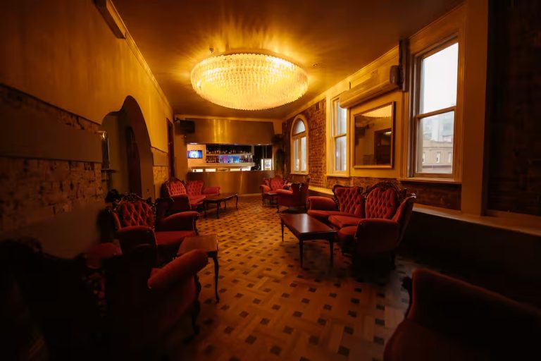 Lava Lounge2 768x512